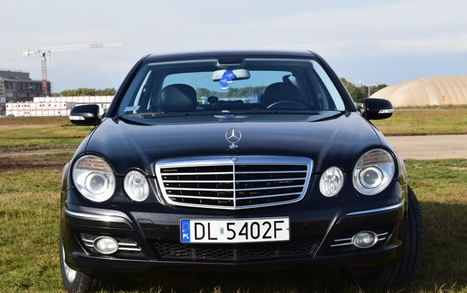 Mercedes-Benz Klasa E cena 26900 przebieg: 332000, rok produkcji 2007 z Legnica małe 596